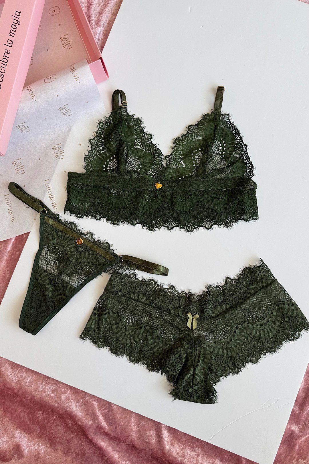 TRIO MIA CACHETERO + HILO