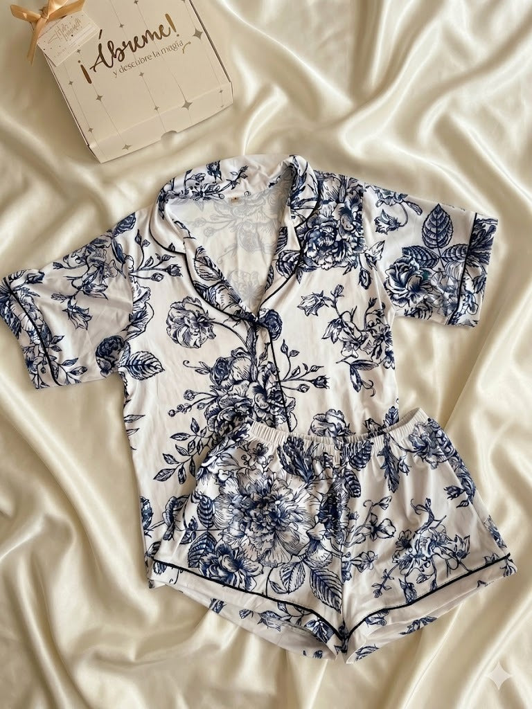 PIJAMA CLAVELES