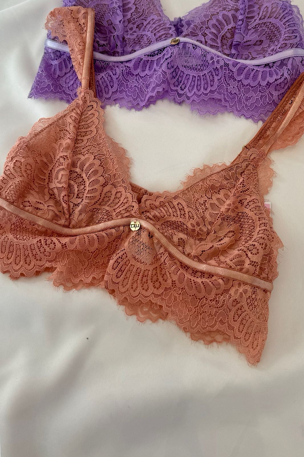 BRA ALICE NUDE