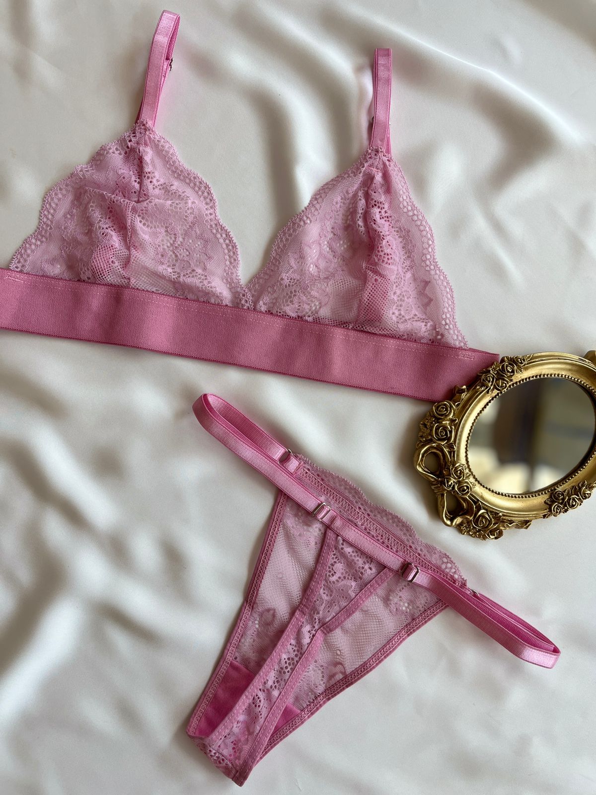 CONJUNTO VIVIAN ROSA