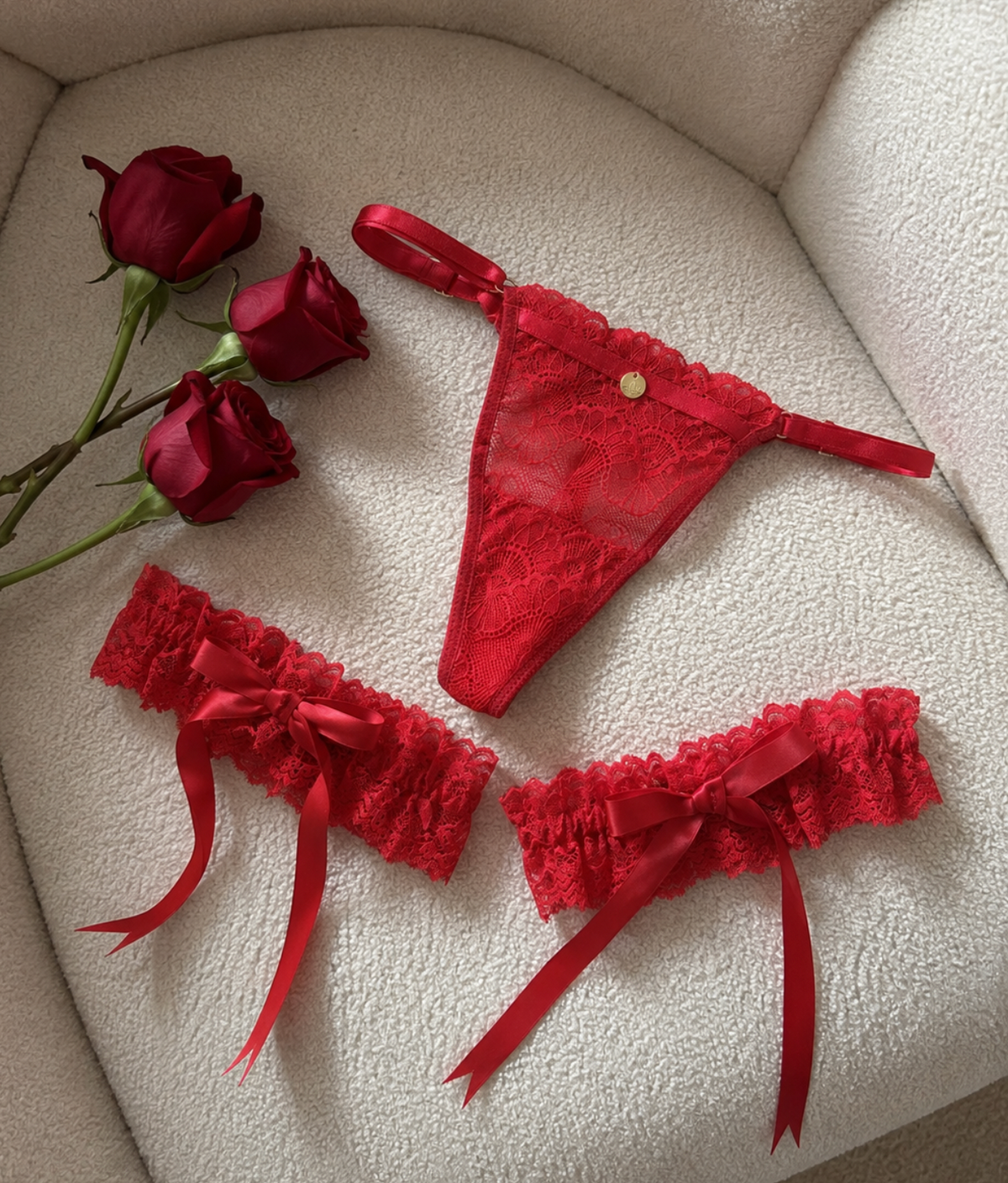LIGA Y PANTY ARI ROJO